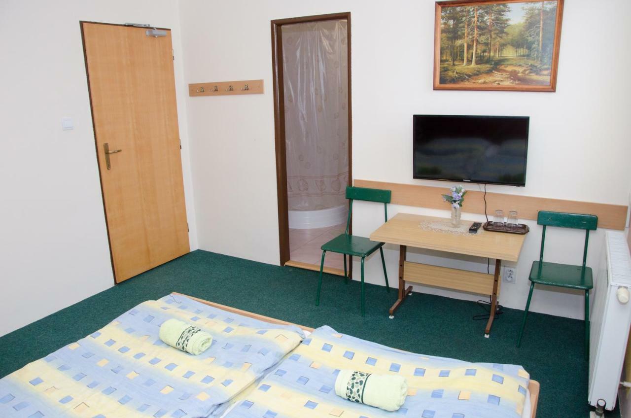 Turisticka Ubytovna Osada Liptovská Osada Exterior foto